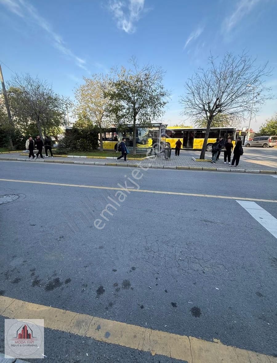 Akşemsettin Otobüs Durağı Yanı Kendine Ait Bahçeli 2+1 Daire.... - Görsel 5
