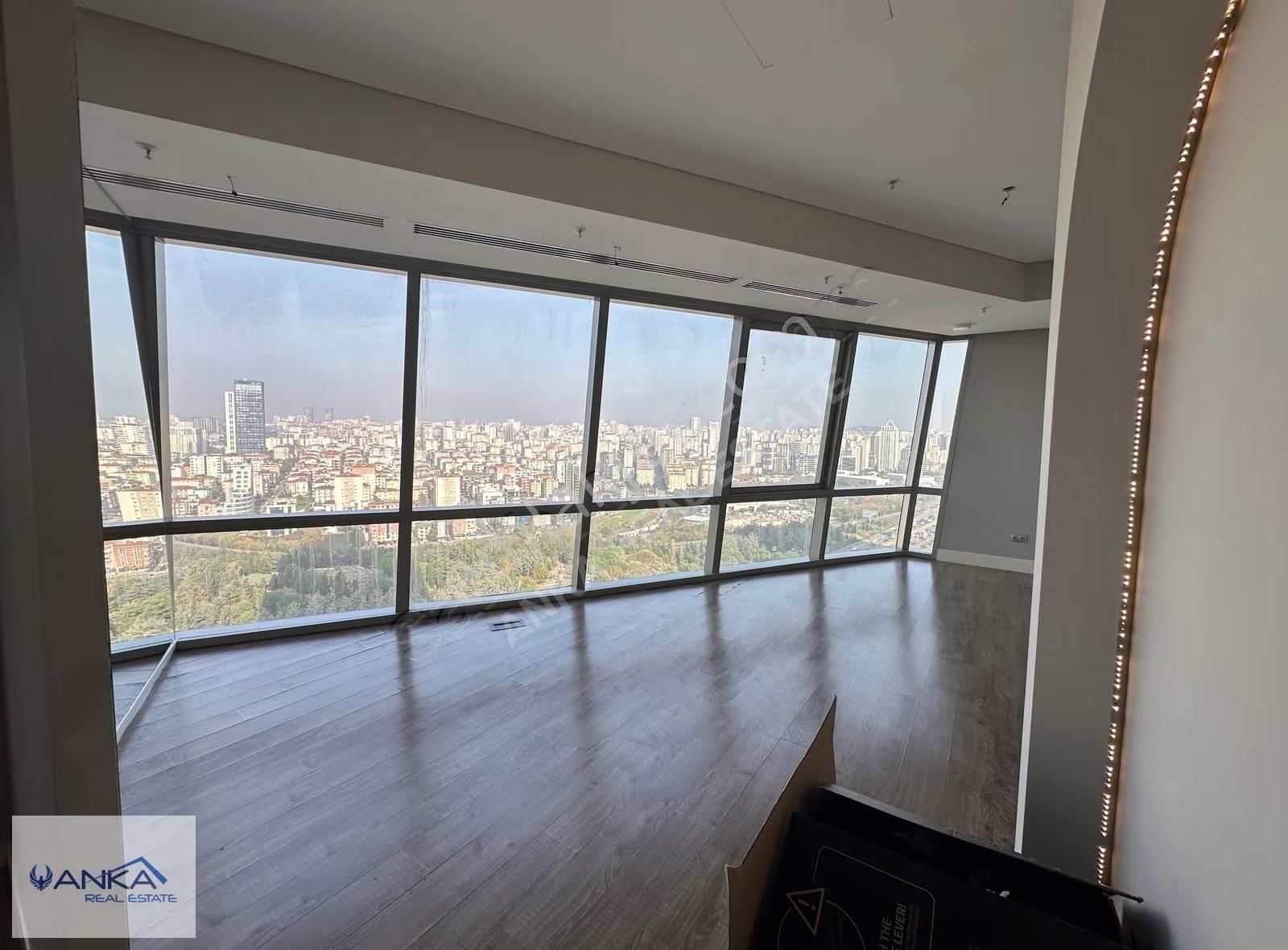 Metropol İstanbul Ataşehir A Blok 1+1 Kiralık Ofis,daire