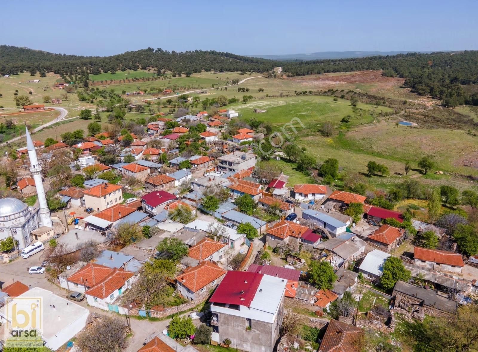 Ezine Çamlıca'da 16.964 M² Turizm İmarlı Köyiçi Arsa - Görsel 4