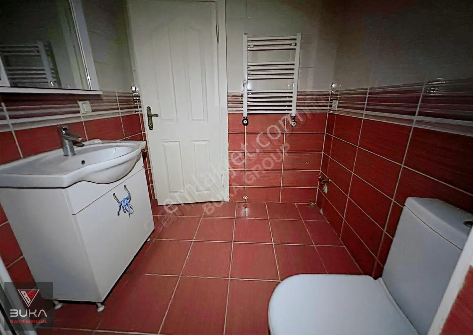 Zeynep Kamile Yürüme Mesafesinde Kiralık 2+1 Fırsat Daire - Görsel 18