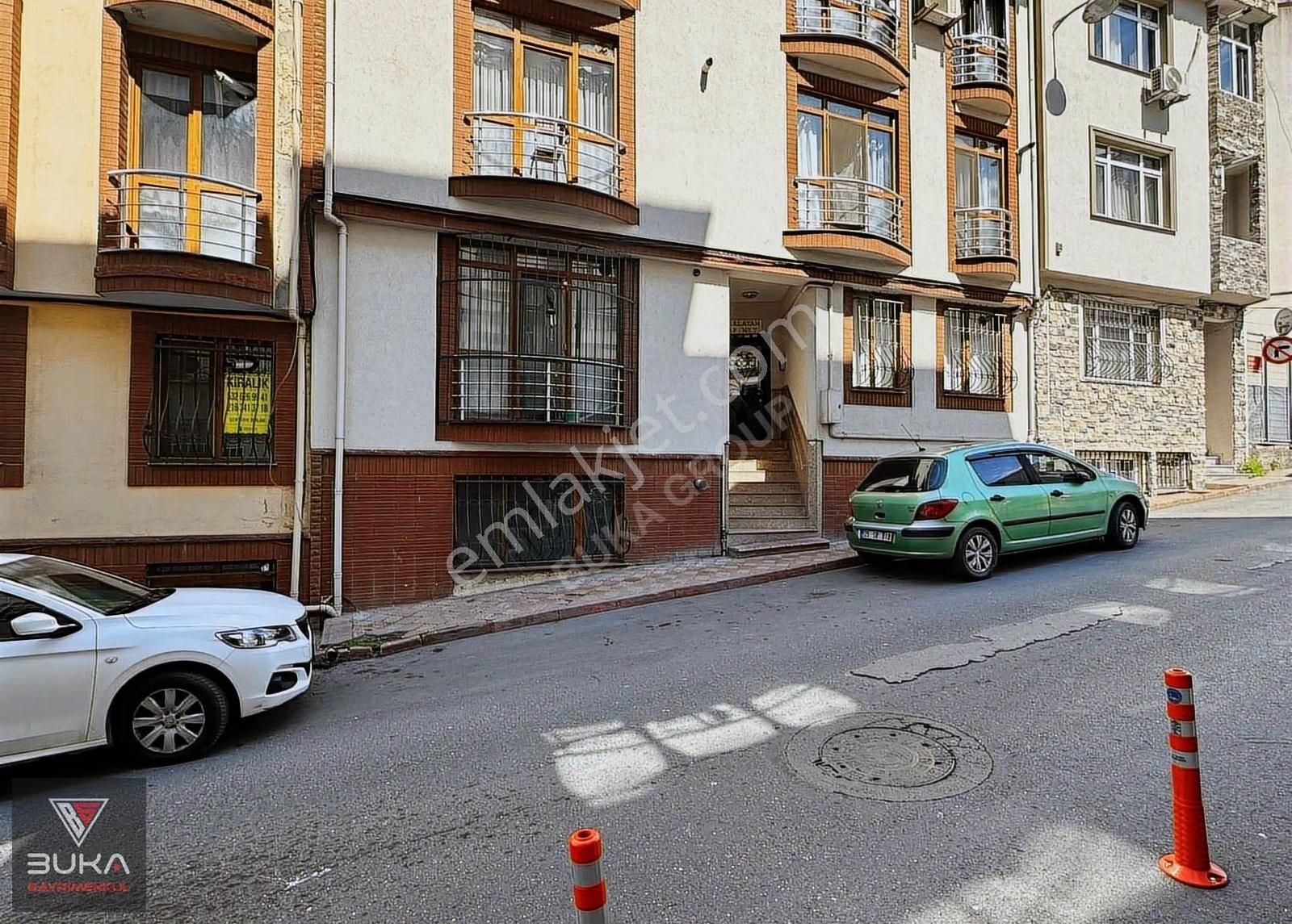 Zeynep Kamile Yürüme Mesafesinde Kiralık 2+1 Fırsat Daire - Görsel 21