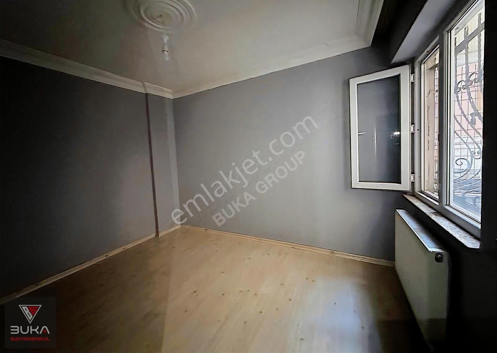 Zeynep Kamile Yürüme Mesafesinde Kiralık 2+1 Fırsat Daire - Görsel 11