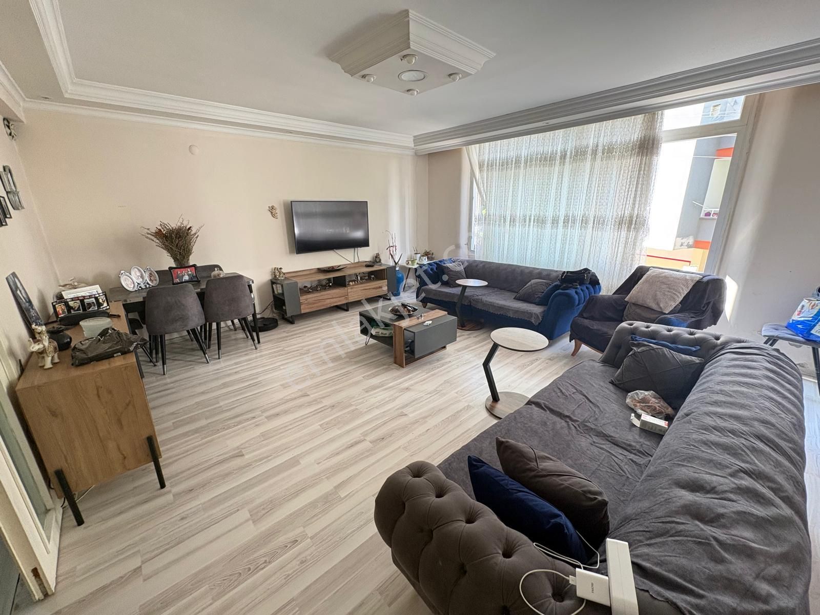 Prestij'den Pirireis'te Asansörlü Tertemiz 3+1 Satılık Daire