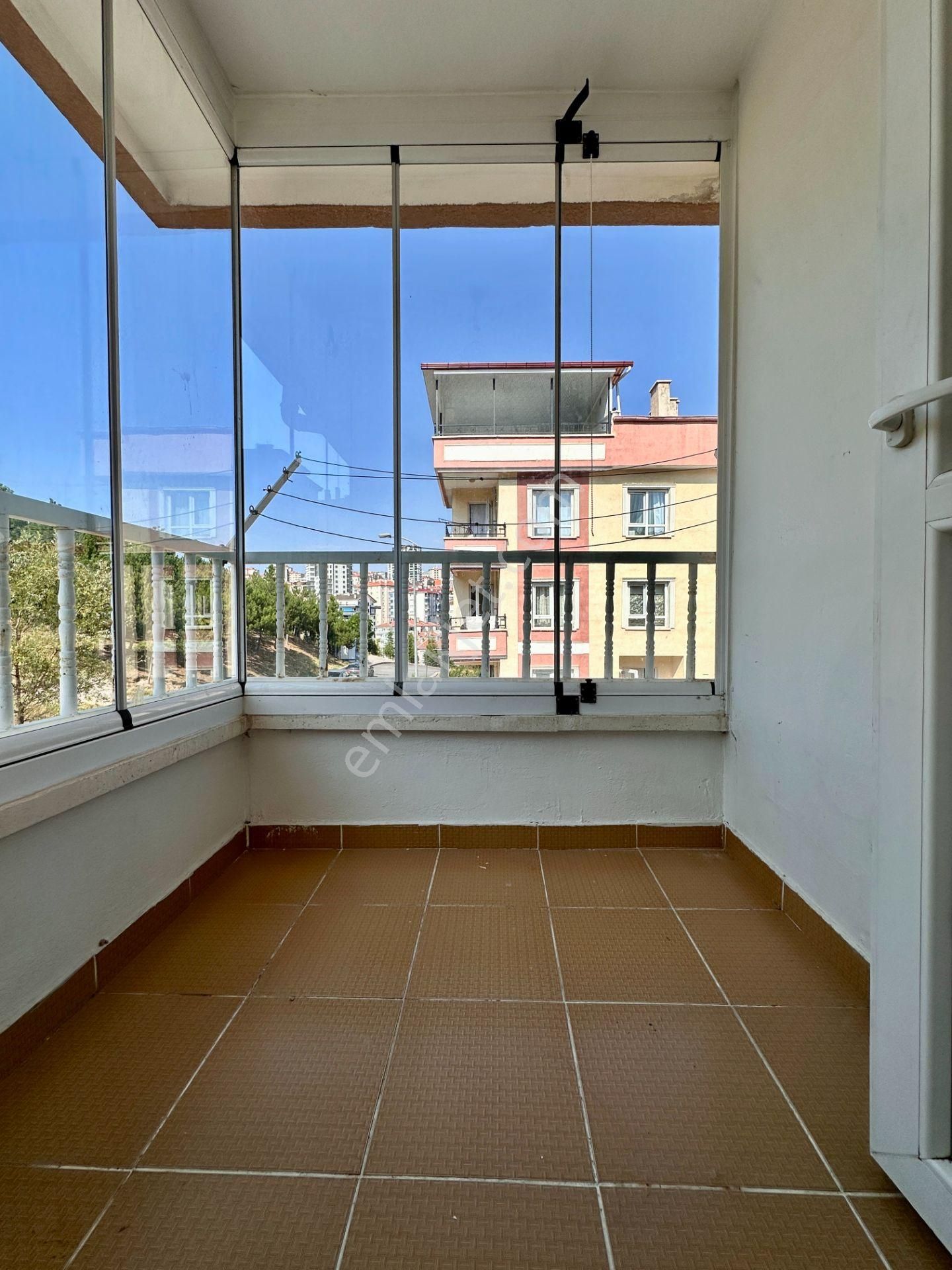 Taşcılar'dan Merkezde 2.kat 3+1 Park Manzaralı Güney Cephe Daire - Görsel 11