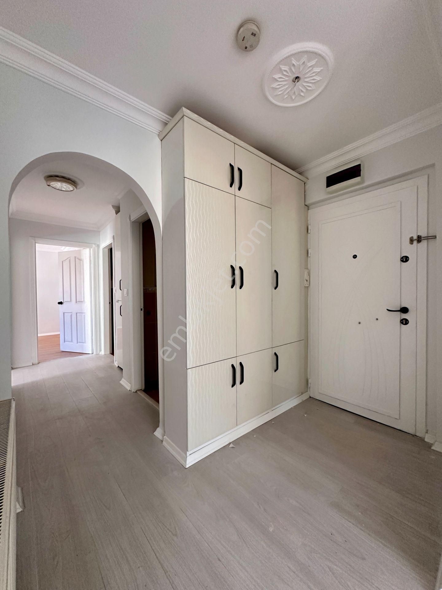 Taşcılar'dan Merkezde 2.kat 3+1 Park Manzaralı Güney Cephe Daire - Görsel 14