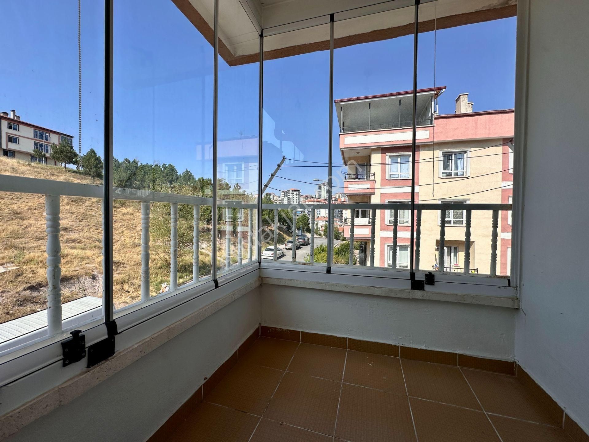 Taşcılar'dan Merkezde 2.kat 3+1 Park Manzaralı Güney Cephe Daire - Görsel 8