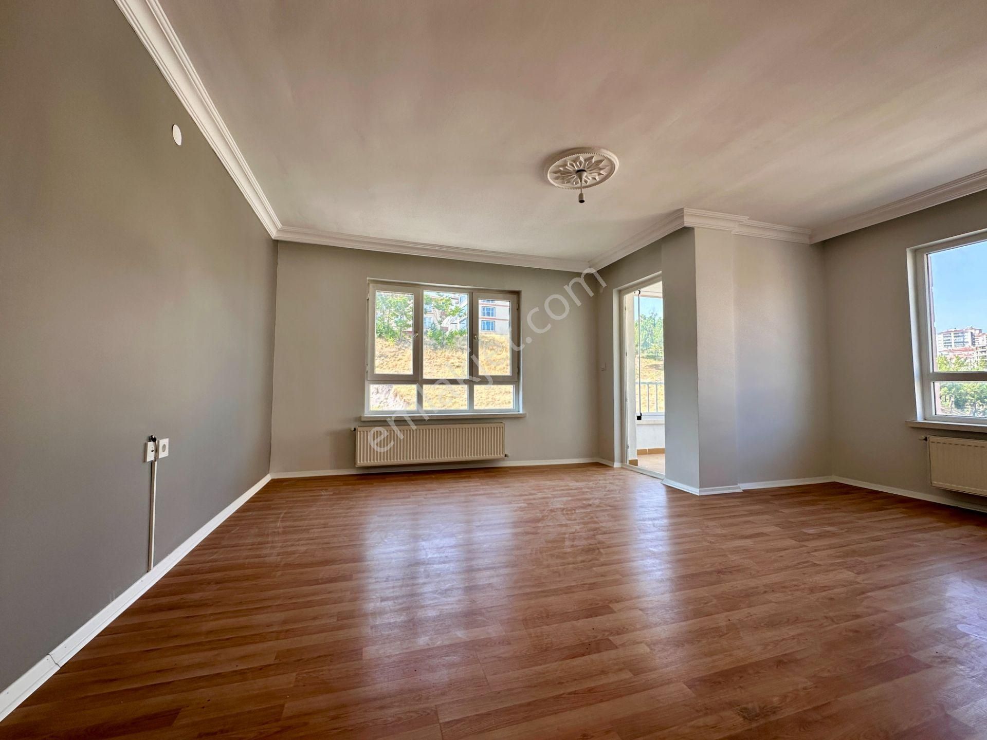 Taşcılar'dan Merkezde 2.kat 3+1 Park Manzaralı Güney Cephe Daire - Görsel 6