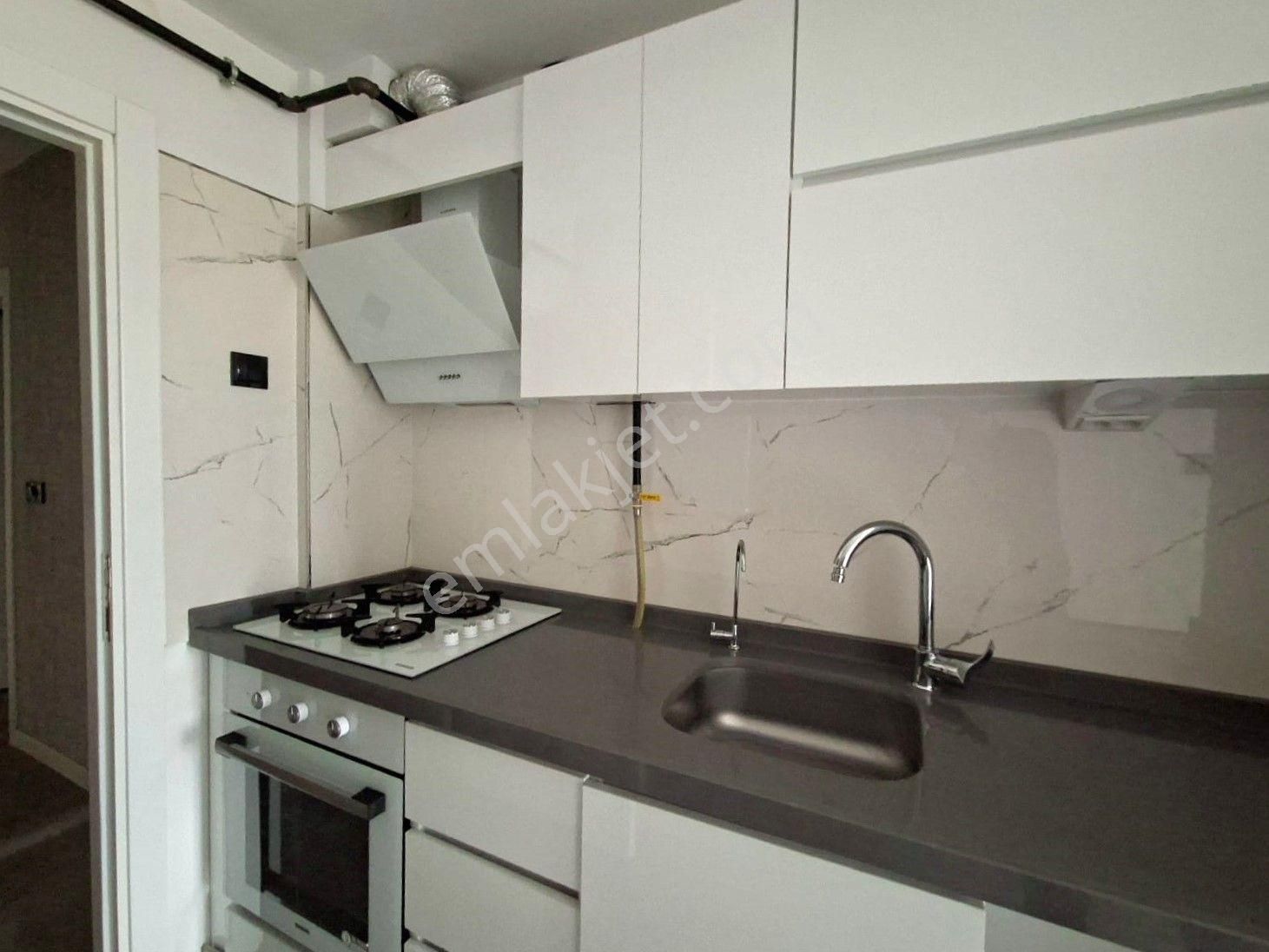 Recep Ümit'ten Esentepe Mahallesi Teı Fabrikası Yakını Kiralık 1+1 [ Sıfır ] Ayarında Fırsat Daire - Görsel 2