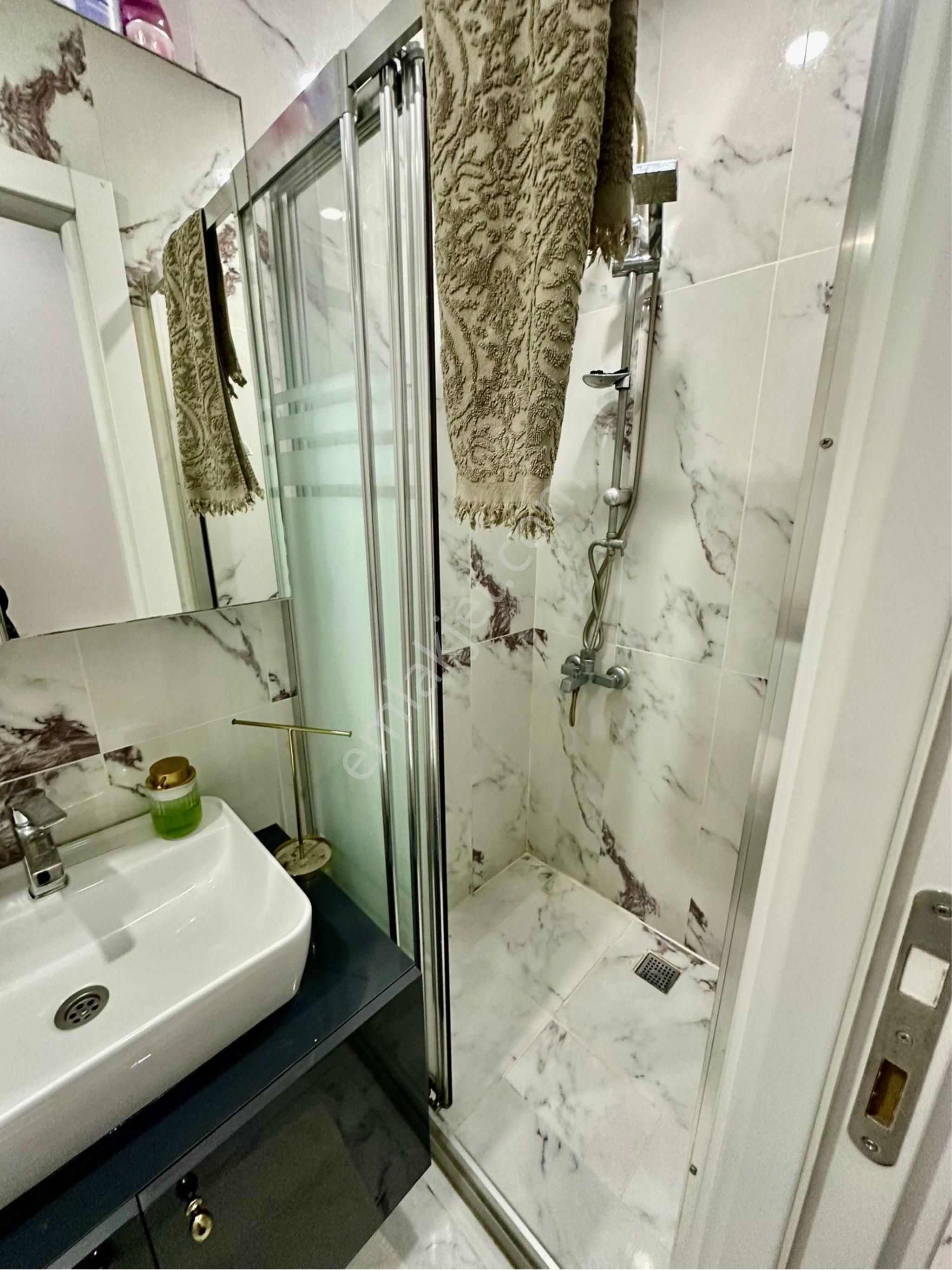 Özgür İnşaat'tan Sultançiftliği Mah Tramvay Dibi Lüx Bahçe Katı Daire - Görsel 16