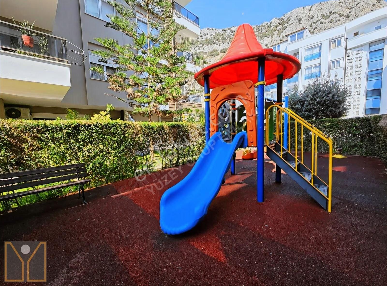 Bölgenin En Büyük Güvenlikli Huzurlu Aile Sitesinde Bahçe Kat1+1 - Görsel 8