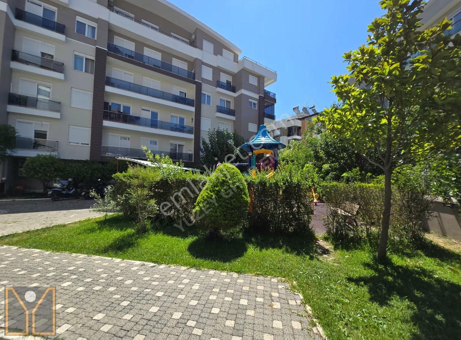 Bölgenin En Büyük Güvenlikli Huzurlu Aile Sitesinde Bahçe Kat1+1 - Görsel 18