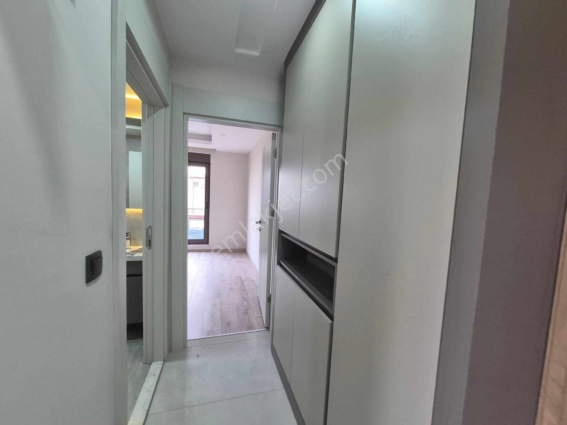 Yenigun"de Mevlanacaddesine Yakın Sıfır Binada 2+1 - Görsel 7