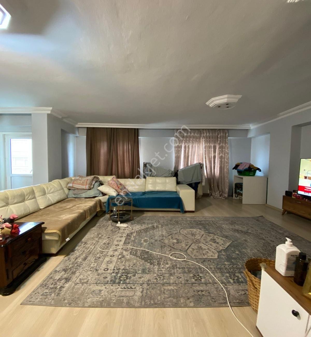 Avcılar Merkezde Masrafsız 2+1 130m2 Ferah Satılık Daire