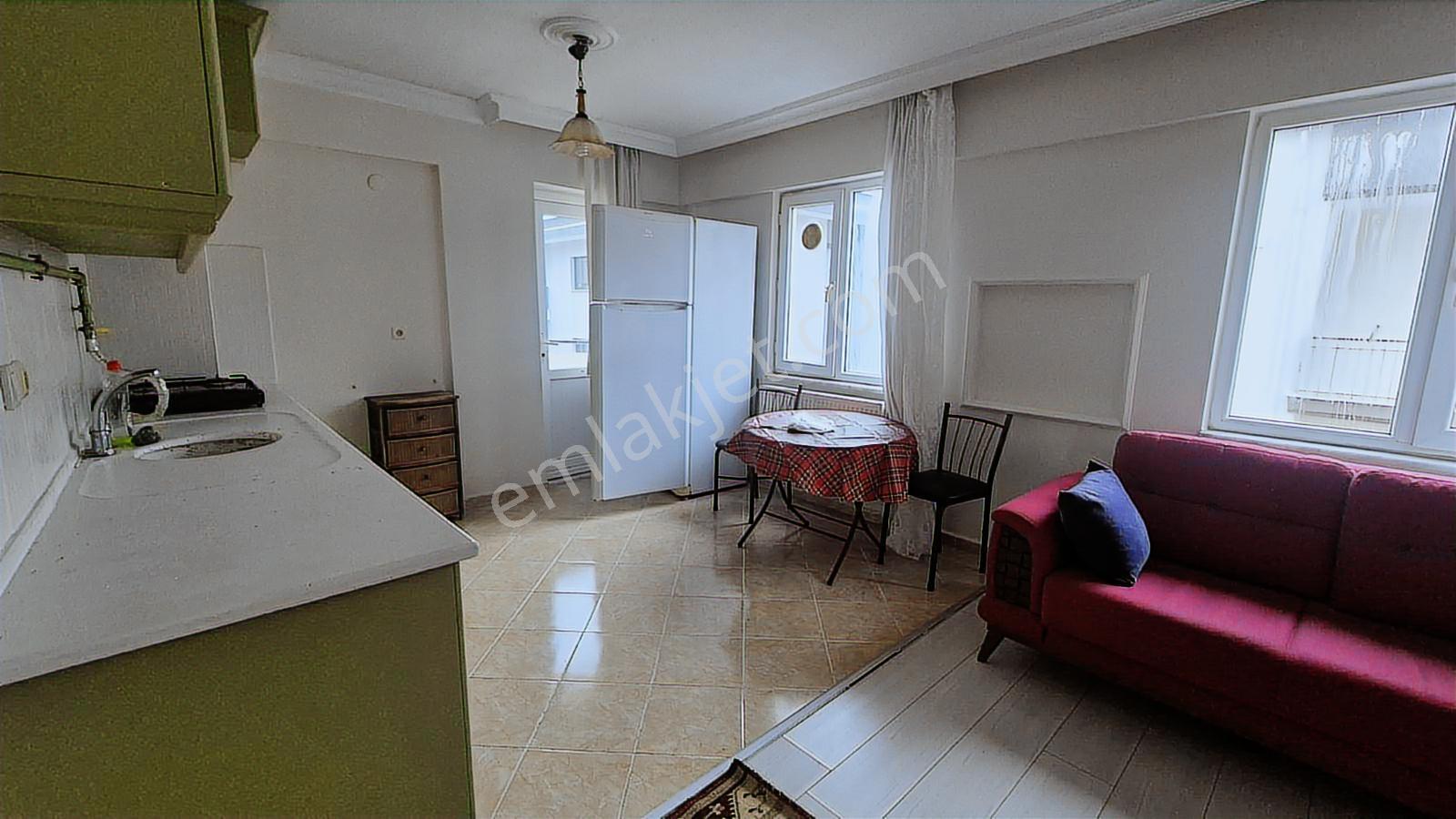 Özgün Gm'den -75. Yıl Mah. Cadde Üzeri 1+1 Eşyalı Kiralık Daire - Görsel 11