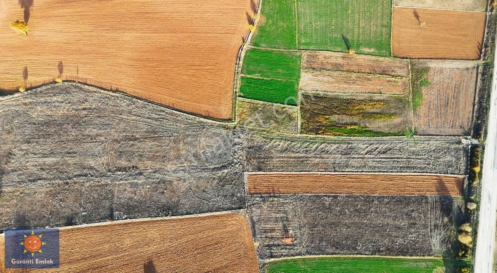 Garanti Emlak'tan / Merkeze 5 Km / Toplamda 1250m² / Hisseler - Görsel 20