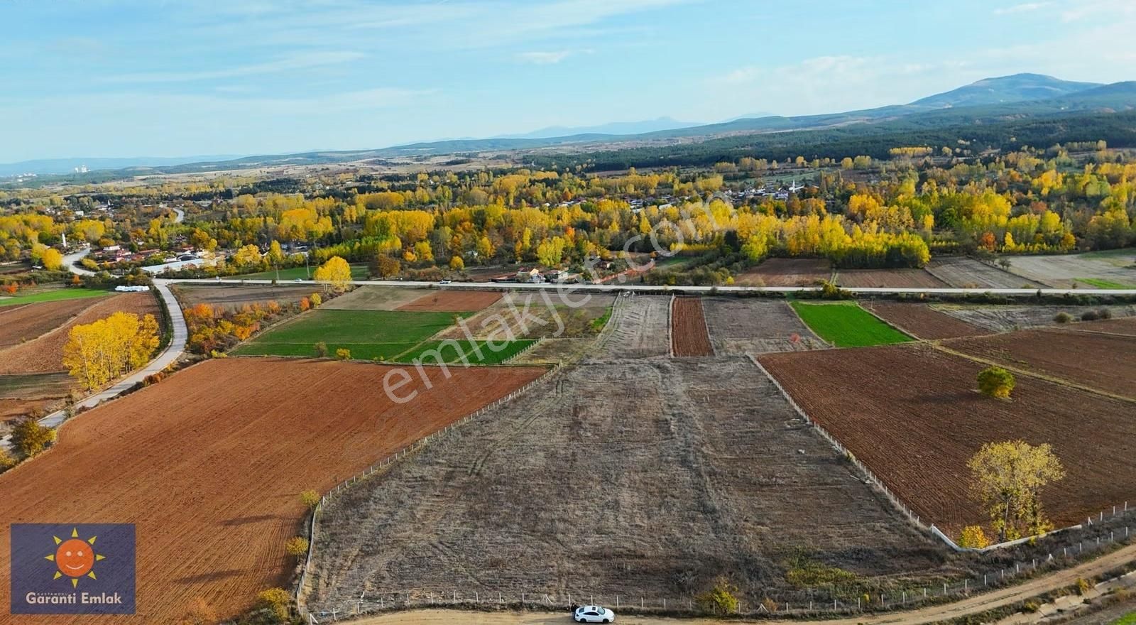 Garanti Emlak'tan / Merkeze 5 Km / Toplamda 1250m² / Hisseler - Görsel 4