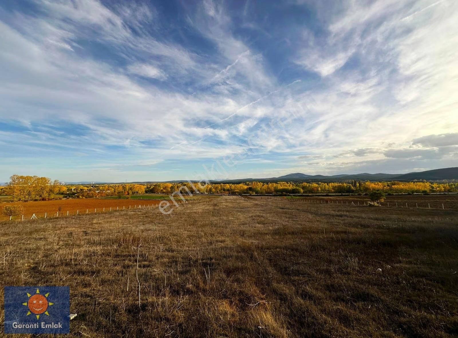 Garanti Emlak'tan / Merkeze 5 Km / Toplamda 1250m² / Hisseler - Görsel 21