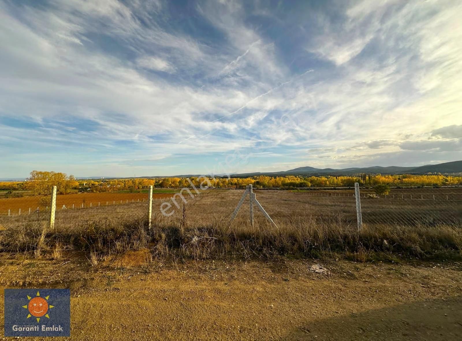 Garanti Emlak'tan / Merkeze 5 Km / Toplamda 1250m² / Hisseler - Görsel 26