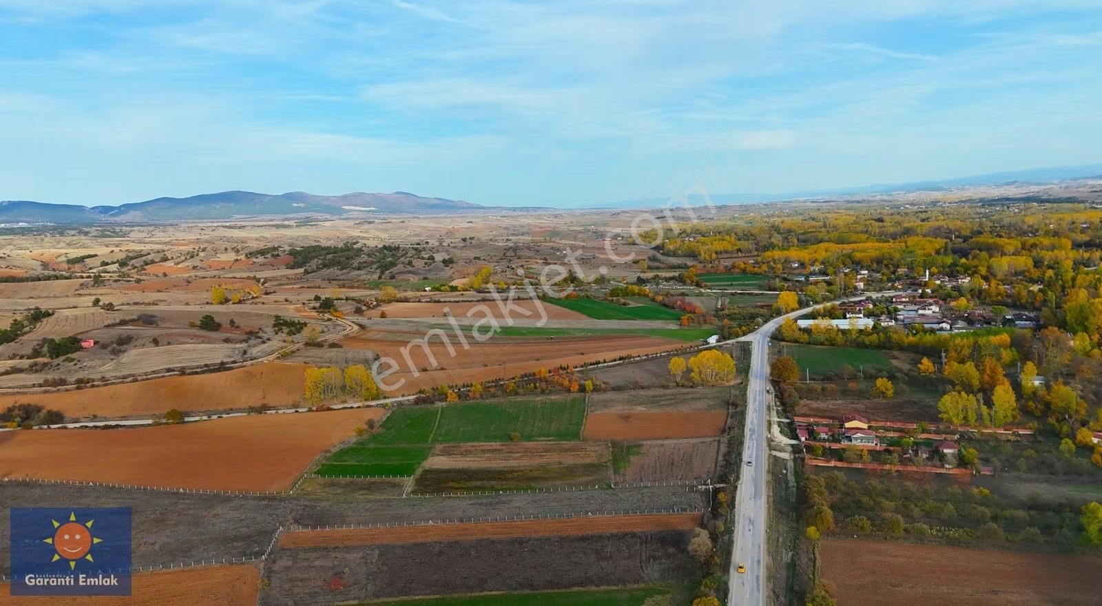 Garanti Emlak'tan / Merkeze 5 Km / Toplamda 1250m² / Hisseler - Görsel 19