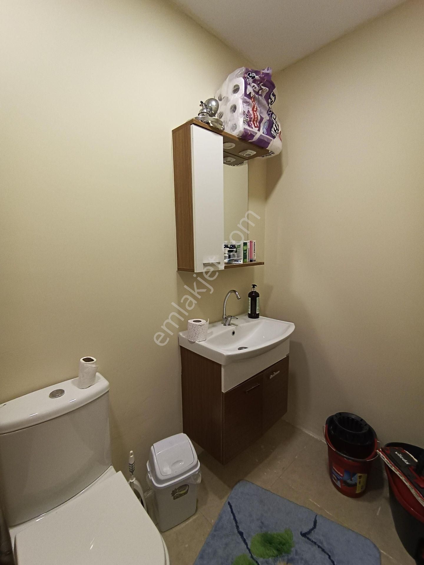 Merkezi Konumda, Feneryolu Bağdat Caddesine Yakın, Ebeveynli, Açık Kapalı Otoparklı 3+1 - Görsel 20