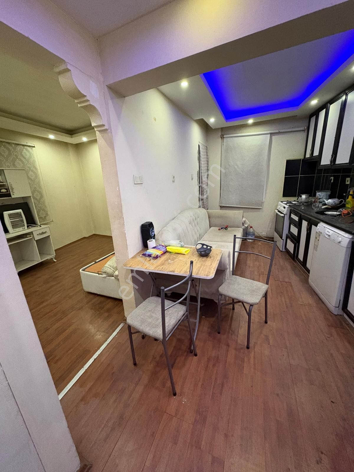 Turpa'dan Karabağlar Peker’de Satılık Bina | 2 Dükkan + 3+1 Daire + Çatı Alanı - Görsel 15