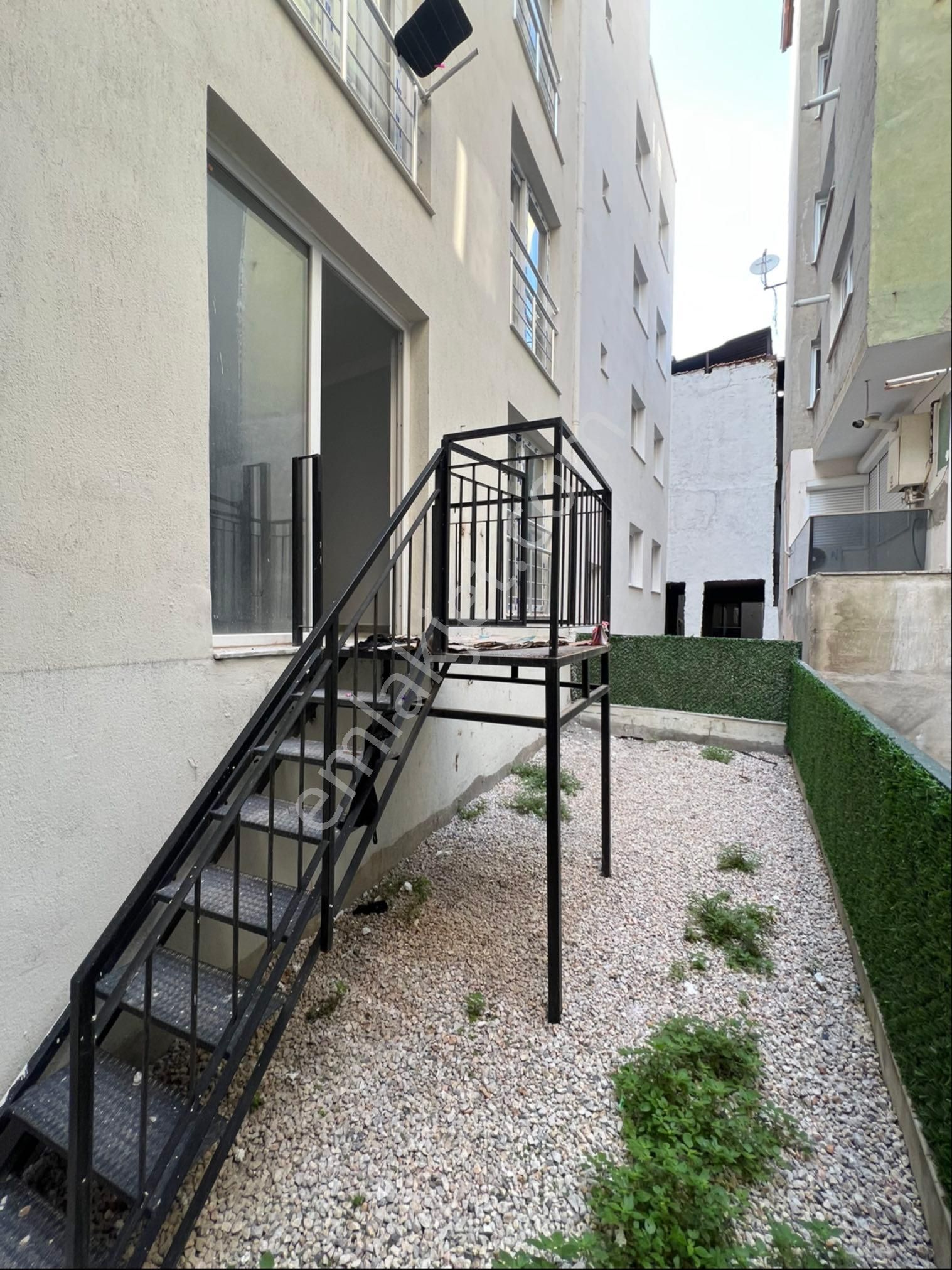 Bozyaka Cadde Yanı 2+1 Sıfır Doğalgazlı Bahçeli Yüksek Giriş - Görsel 20