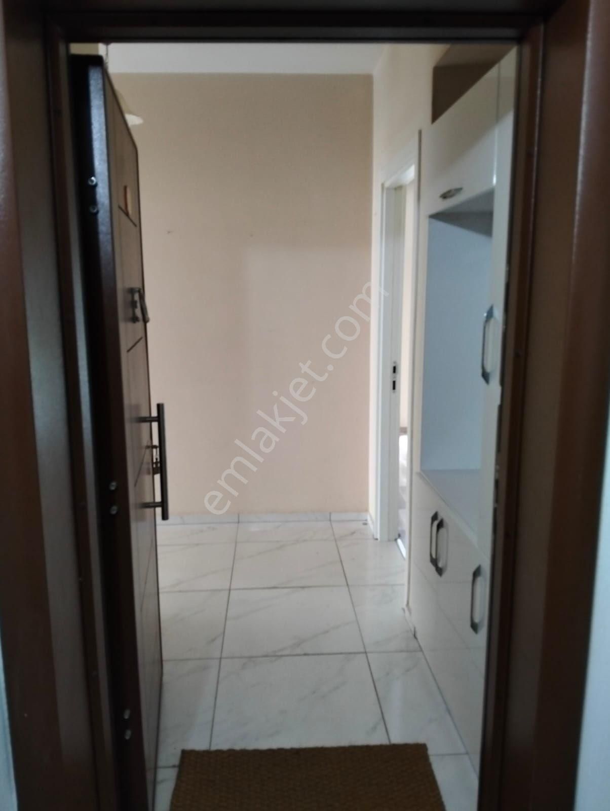 Şehir Merkezine Yakın 3+1 Havuzlu Sitede - Görsel 6