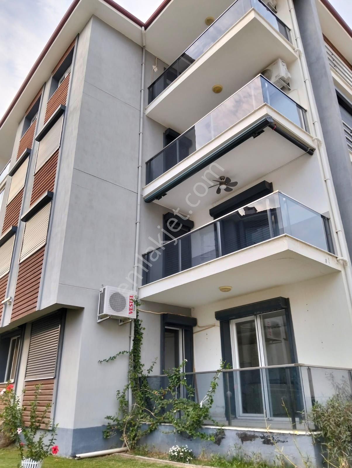Şehir Merkezine Yakın 3+1 Havuzlu Sitede