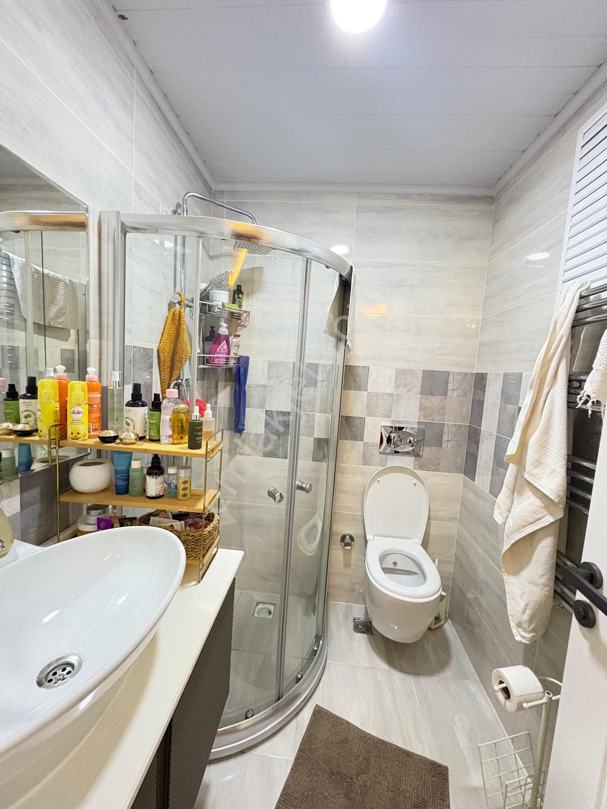 Prestij'den Mezitli Akdeniz'de Güvenlikli Havuzlu Site'de 3+1 Daire - Görsel 22