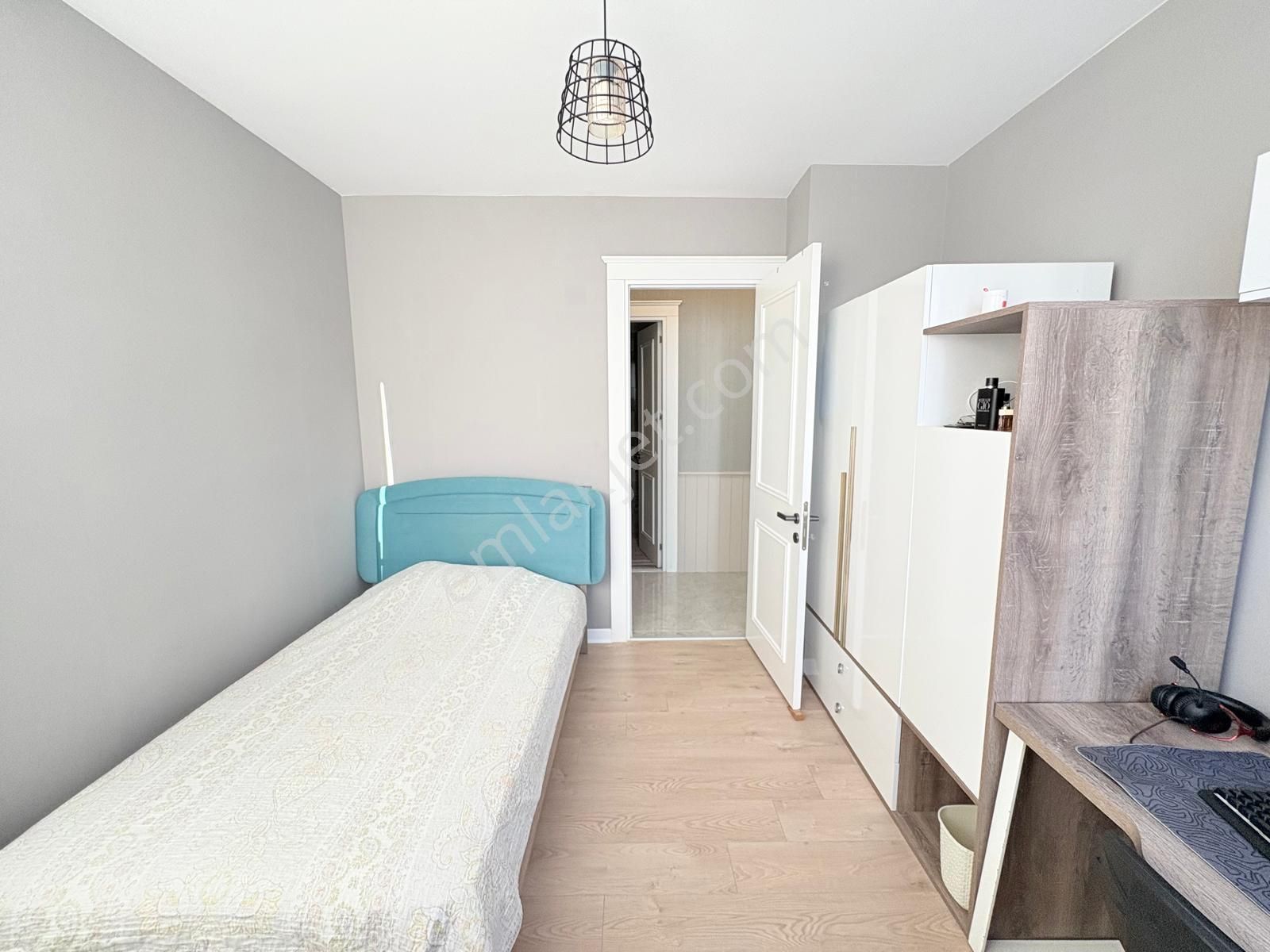 Prestij'den Mezitli Akdeniz'de Güvenlikli Havuzlu Site'de 3+1 Daire - Görsel 13