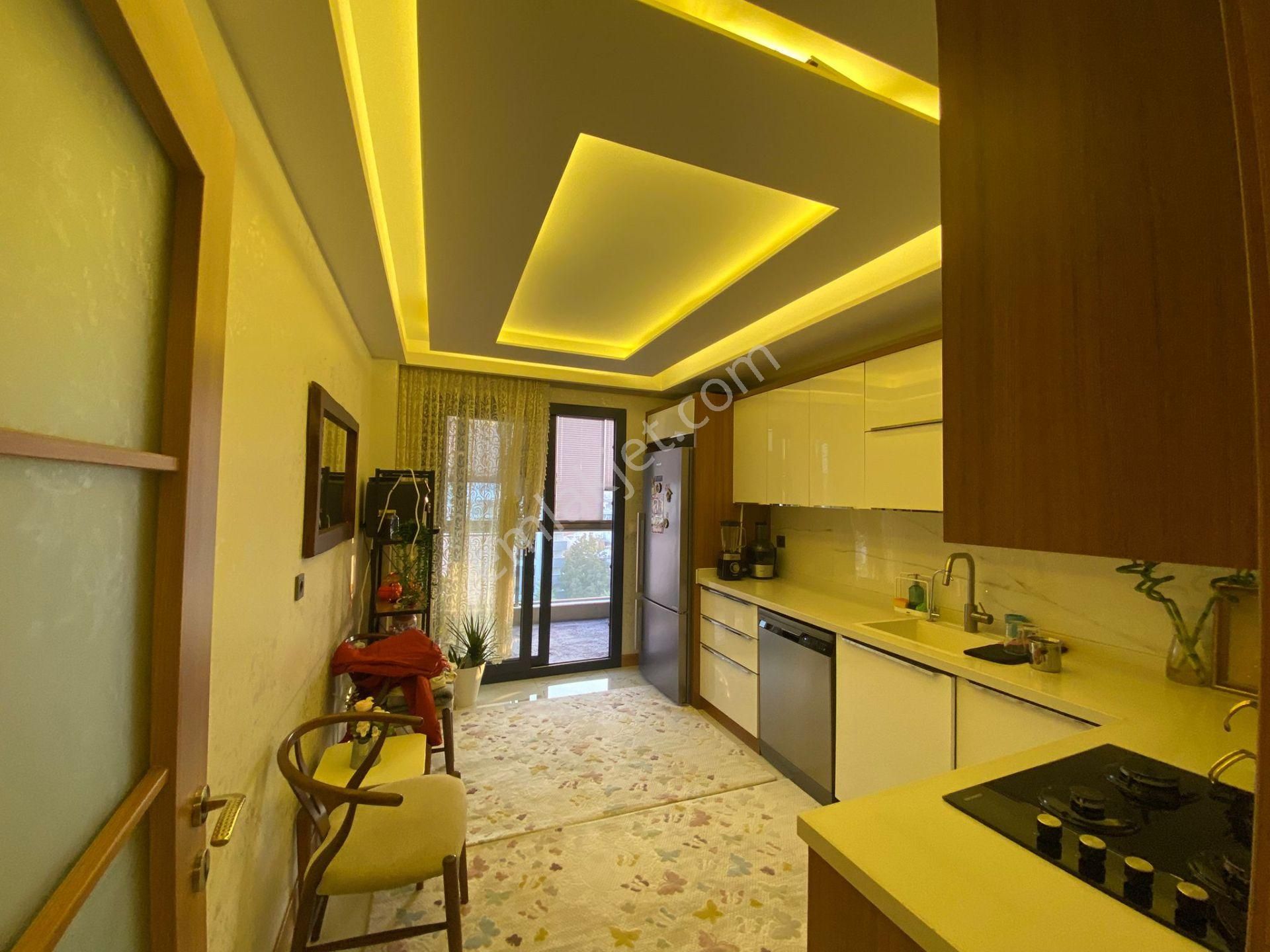 Acill Buca Şirinyer Hipodrom Yakını 3+1 140m2 Dgazlı Havuzlu Site İçi Lüx Satılık Daire - Görsel 17