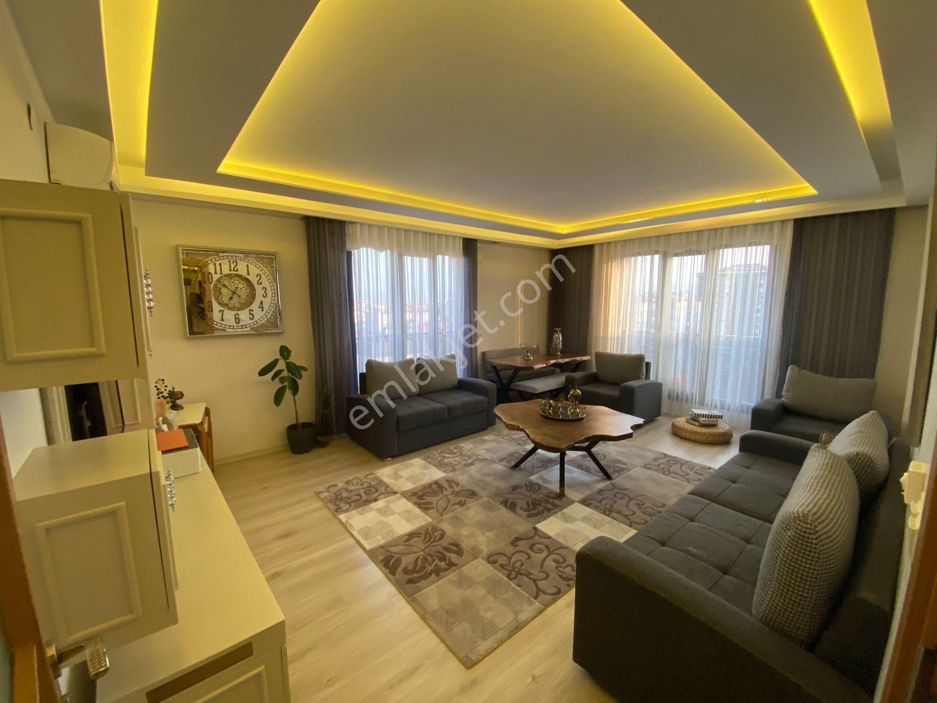 Acill Buca Şirinyer Hipodrom Yakını 3+1 140m2 Dgazlı Havuzlu Site İçi Lüx Satılık Daire