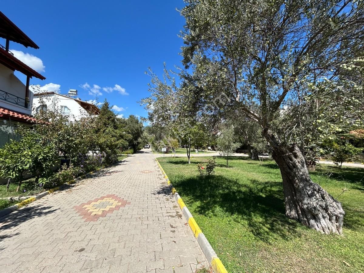 Tahtakuşlar Deniz Tarafında Havuzlu Site De Satılık 3+1 Villa - Görsel 21