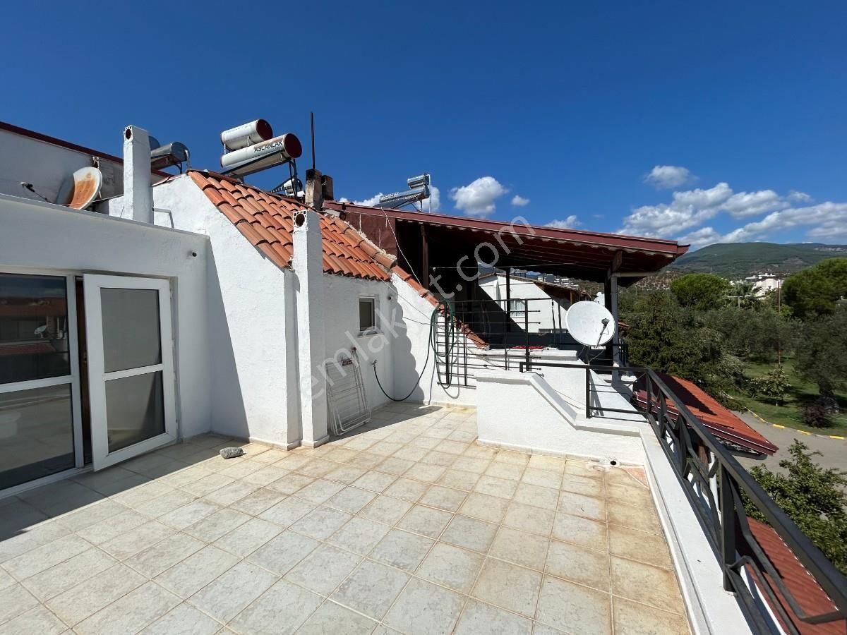 Tahtakuşlar Deniz Tarafında Havuzlu Site De Satılık 3+1 Villa - Görsel 34