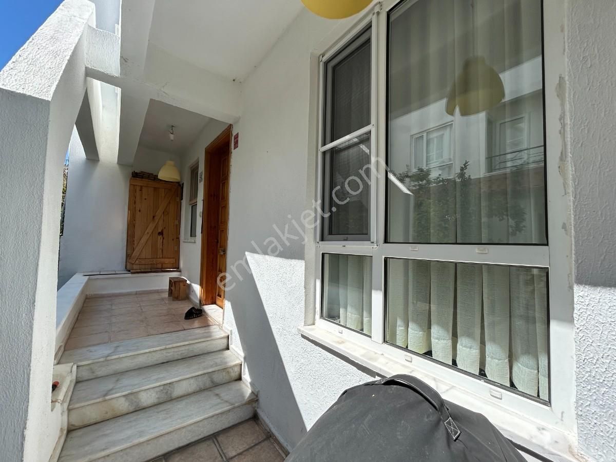 Tahtakuşlar Deniz Tarafında Havuzlu Site De Satılık 3+1 Villa - Görsel 26