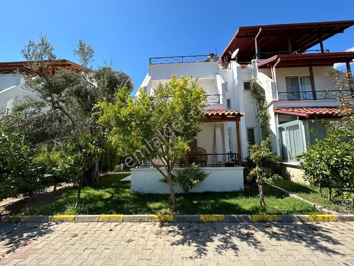 Tahtakuşlar Deniz Tarafında Havuzlu Site De Satılık 3+1 Villa - Görsel 32