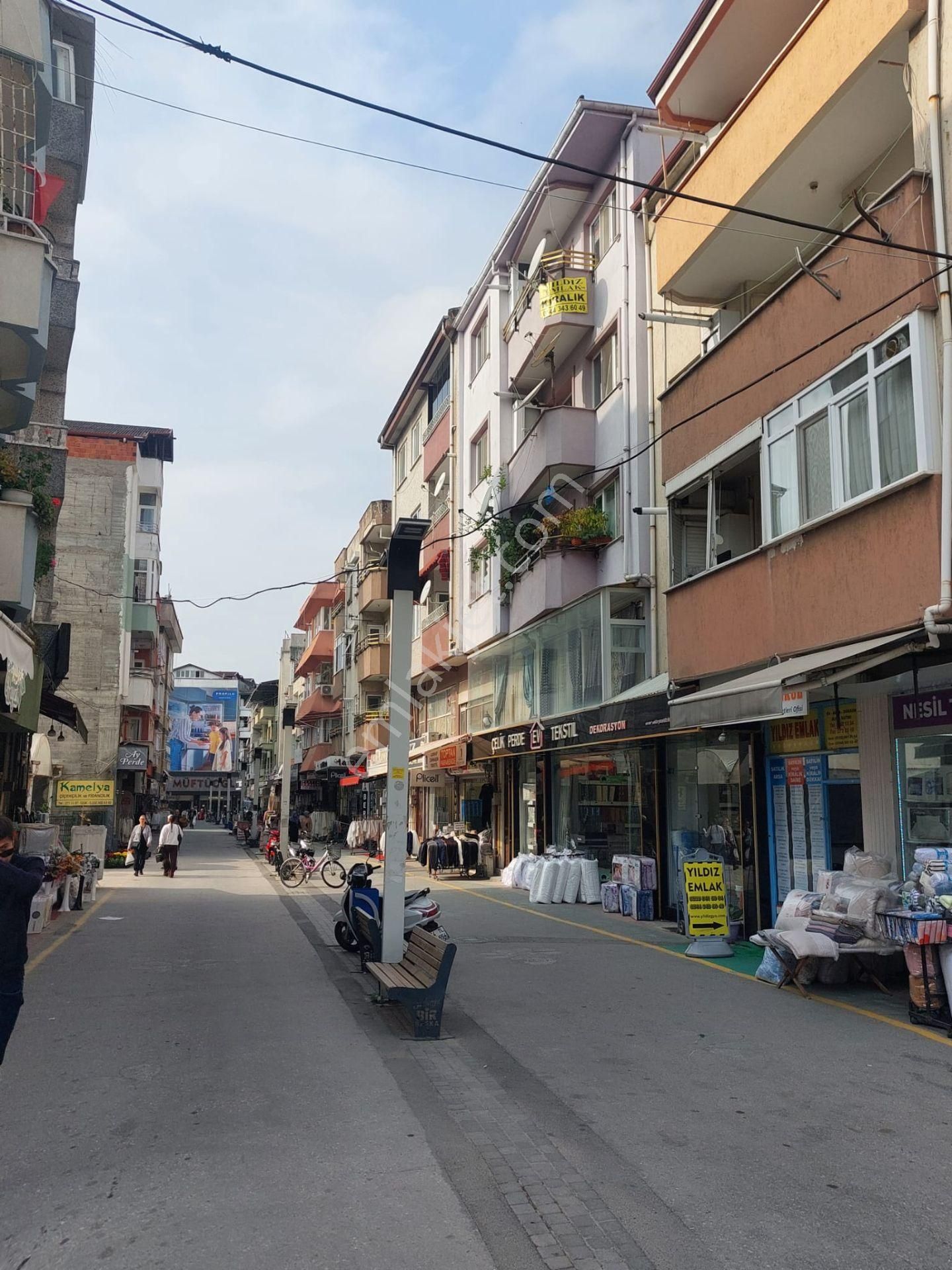 Yıldız Gayrimenkul'den Katlı Pazar Arkası Kiralık Daire - Görsel 12