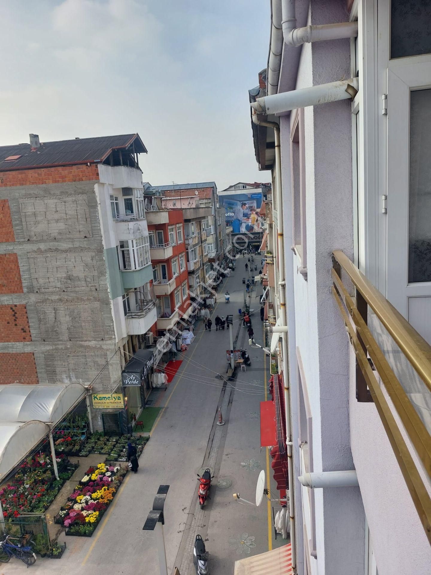 Yıldız Gayrimenkul'den Katlı Pazar Arkası Kiralık Daire - Görsel 14