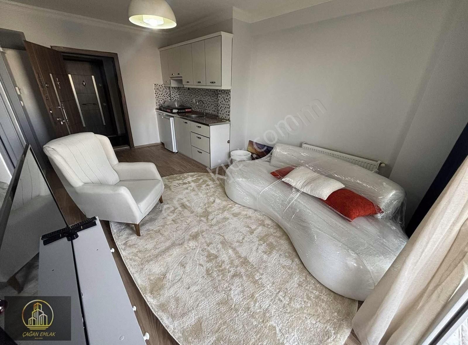 Site İçi Balkonlu Kiralık Fırsat Daire 1+1 - Görsel 4