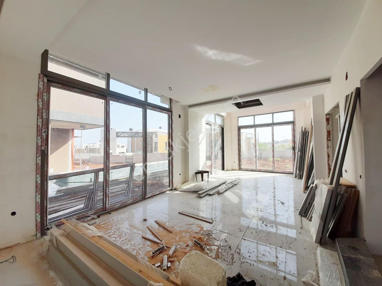 Kabasakal'da 422 M2 Arsalı Site İçi Bağımsız Bireysel Yüzme Havuzlu K. Mutfaklı Akıllı Ev Sistemli - Görsel 6