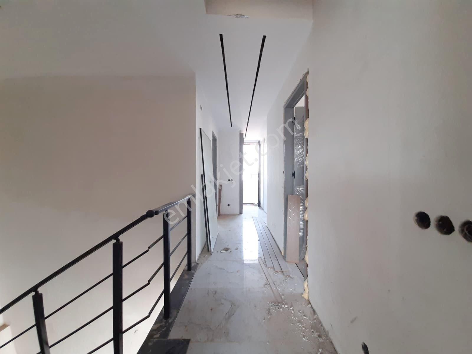 Kabasakal'da 422 M2 Arsalı Site İçi Bağımsız Bireysel Yüzme Havuzlu K. Mutfaklı Akıllı Ev Sistemli - Görsel 23