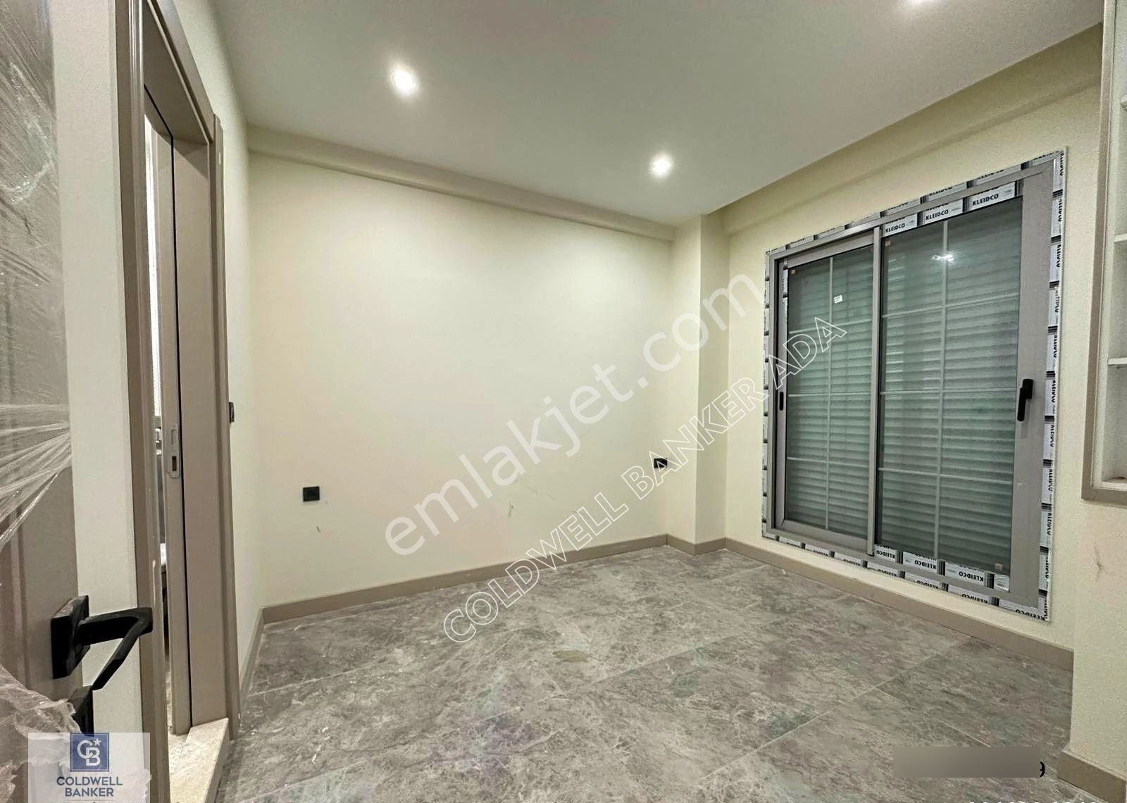 Kuşadası Değirmenderede Bahçeli, Havuzlu Sitede Kiralık Daire - Görsel 20