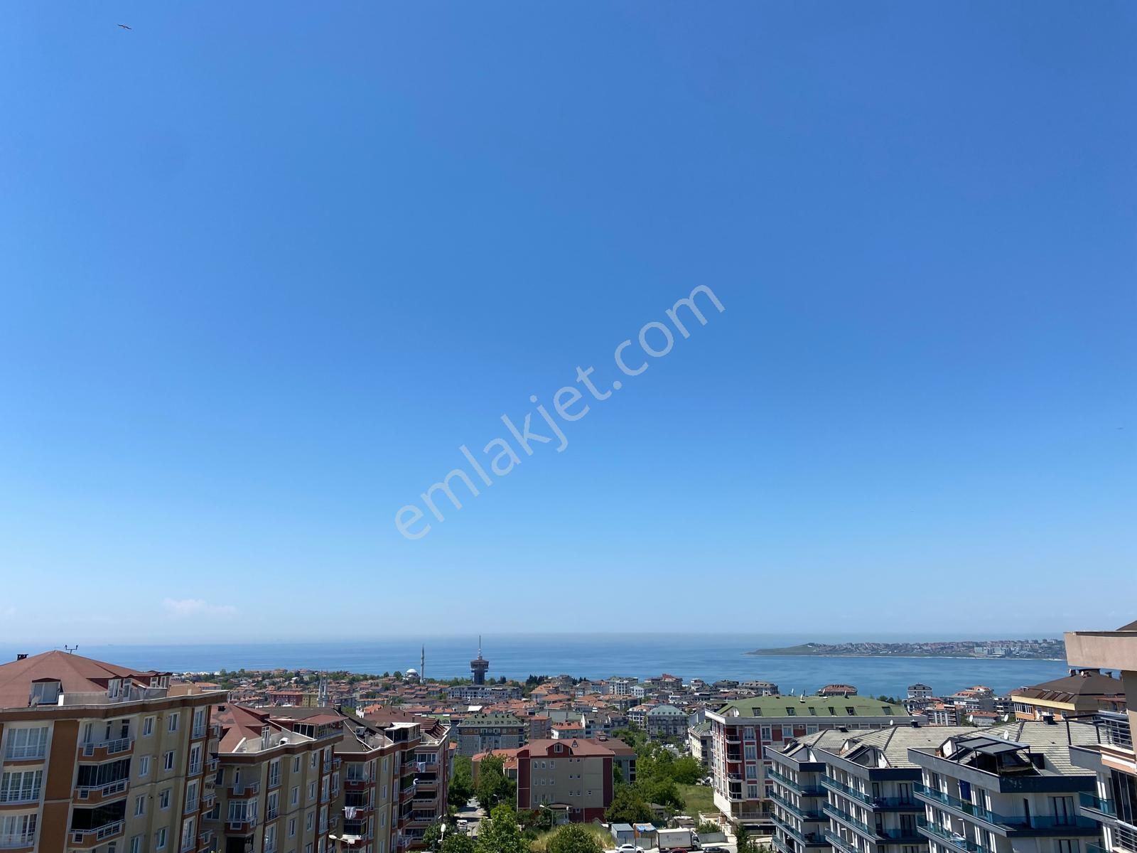 Büyükçekmece Gürpınar Deniz Manzaralı Arsa Parasına Komple Satılık Bina - Görsel 2