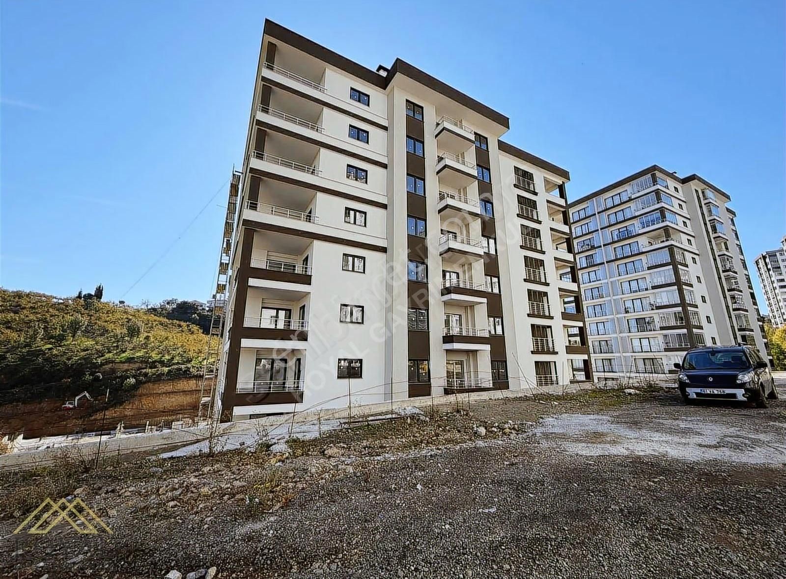 Trabzon Yomra Kaşüstü Homeks Te Satılık 3+1 Geniş Daire - Görsel 17