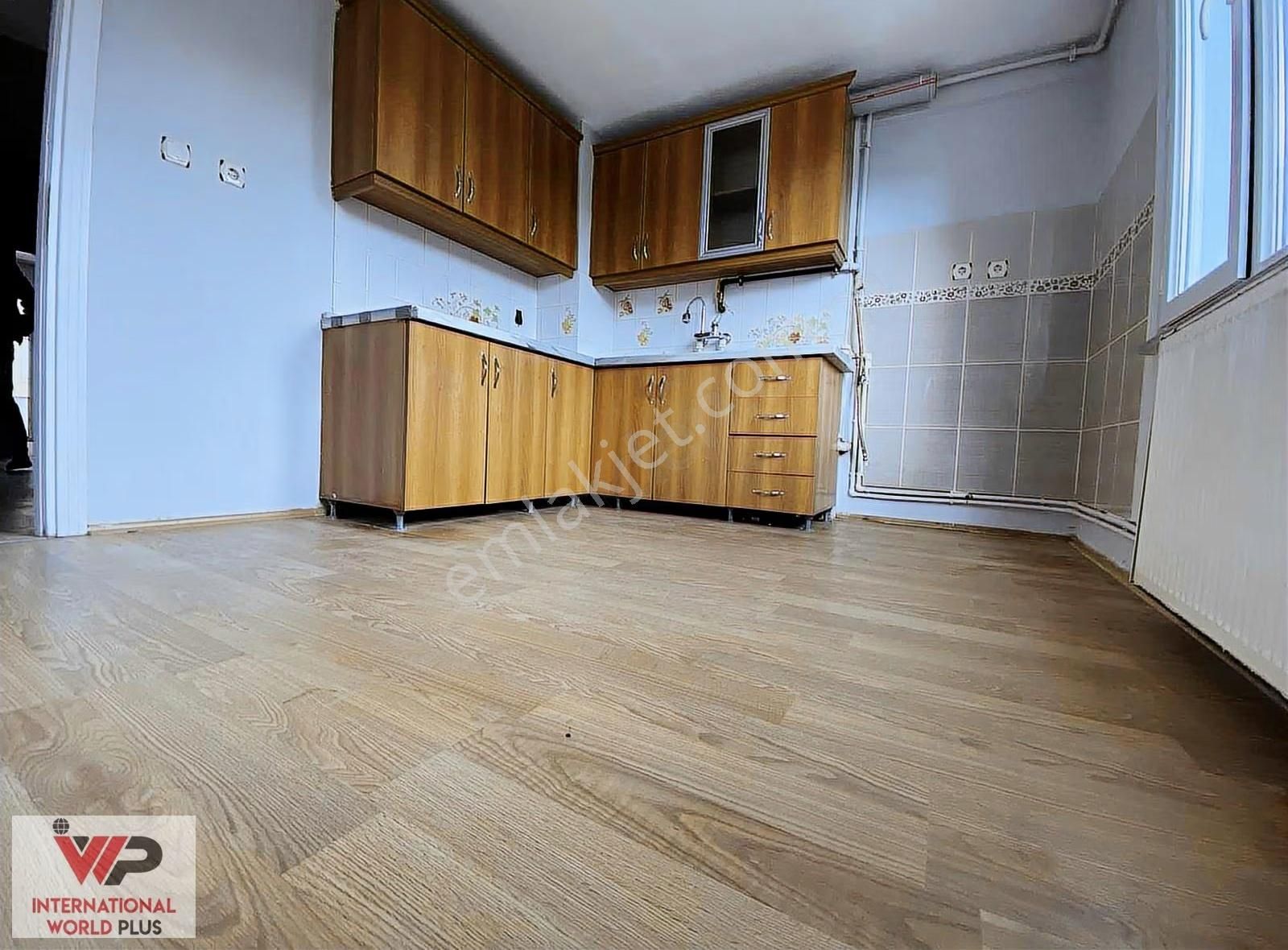 Sultanbeyli Çamlık Caddesi 3+1 Ferah Kiralık Daire - Görsel 3