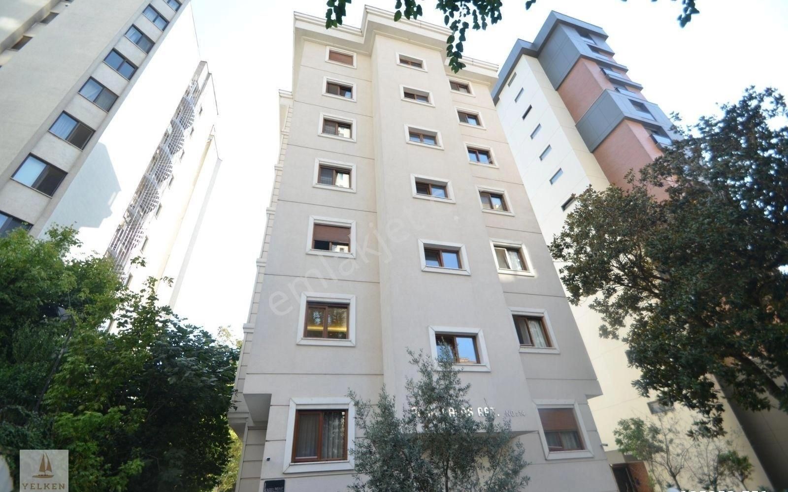 Göztepe'de Bağdat'a 2.binada 140m2 3+1 Ebeveynli Fırsat