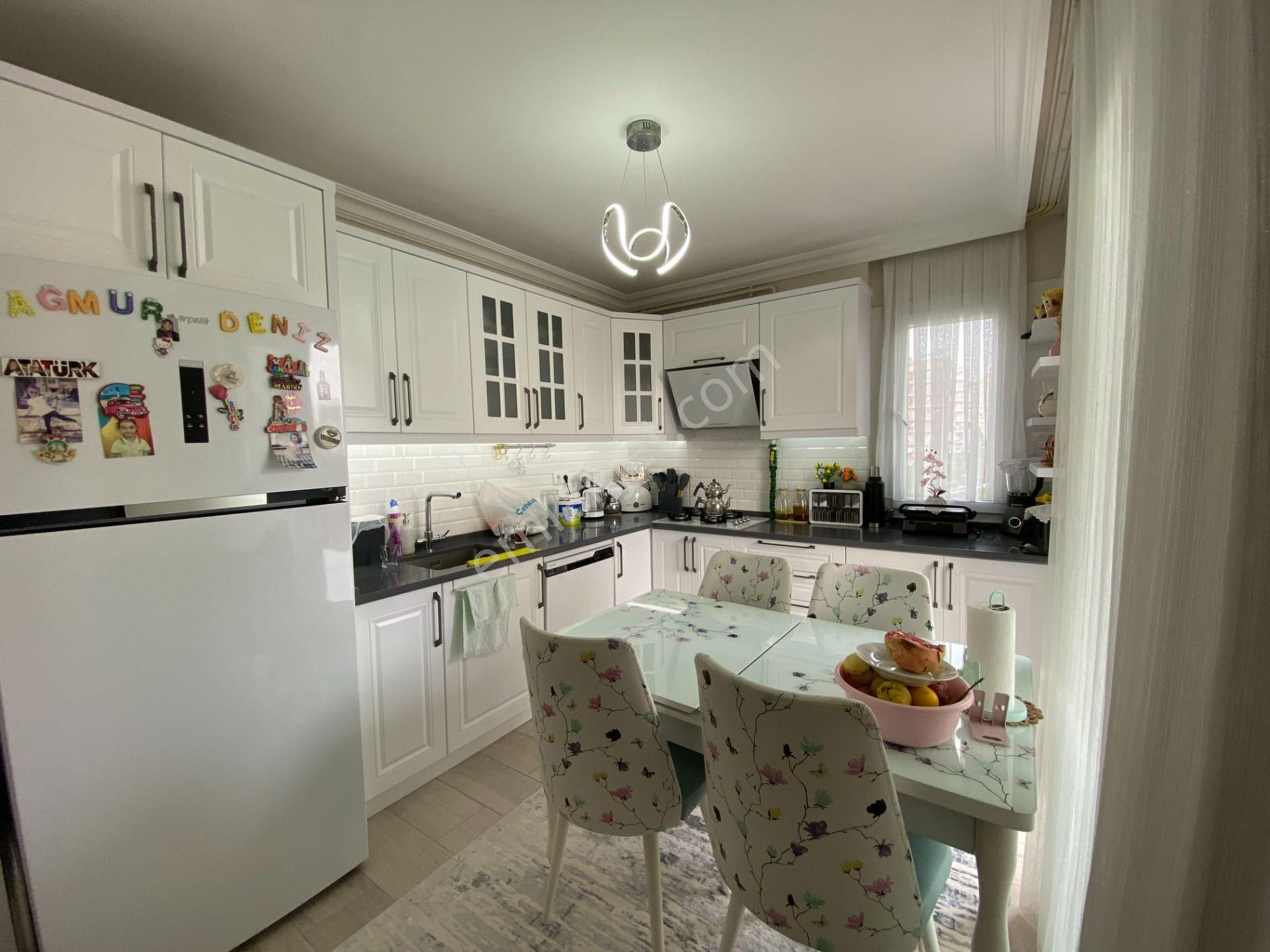 Namık Kemal İlkokulu Civarında Satılık 3+1 Daire - Görsel 4