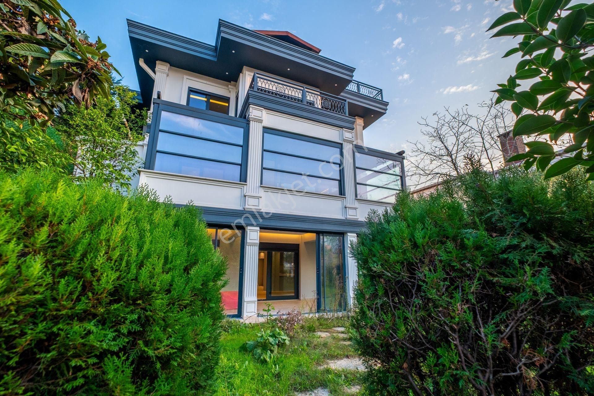 Başakşehir 4 Etap Tadilatlı Satılık Müstakil Villa - Görsel 2