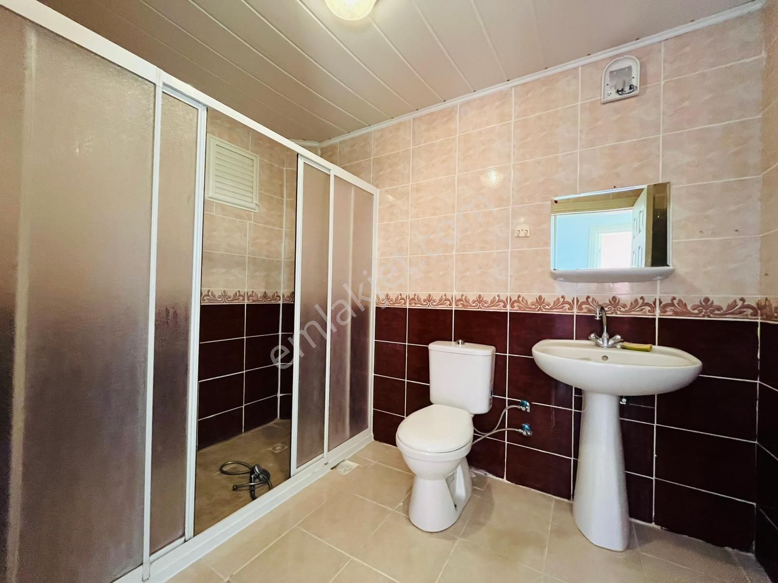 Elisa Gyo//ildem 5 Tramvay Yakını Durukent Sitesi 3+1 Ara Kat Kombili Satılık Fırsat Dairesi - Görsel 5