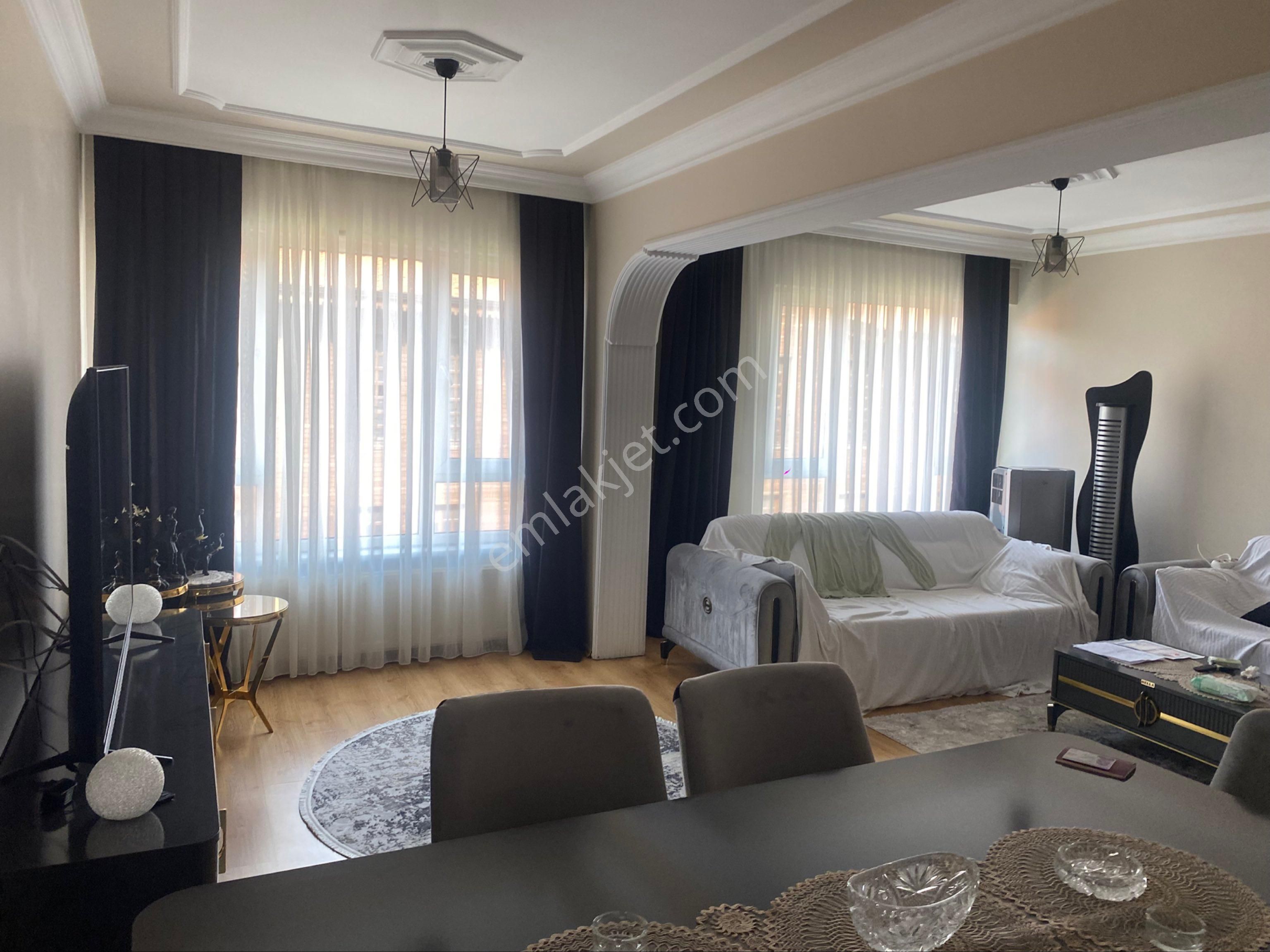 Saltoğlu’ndan Yeşil Cadde Üstü Bakımlı Daire